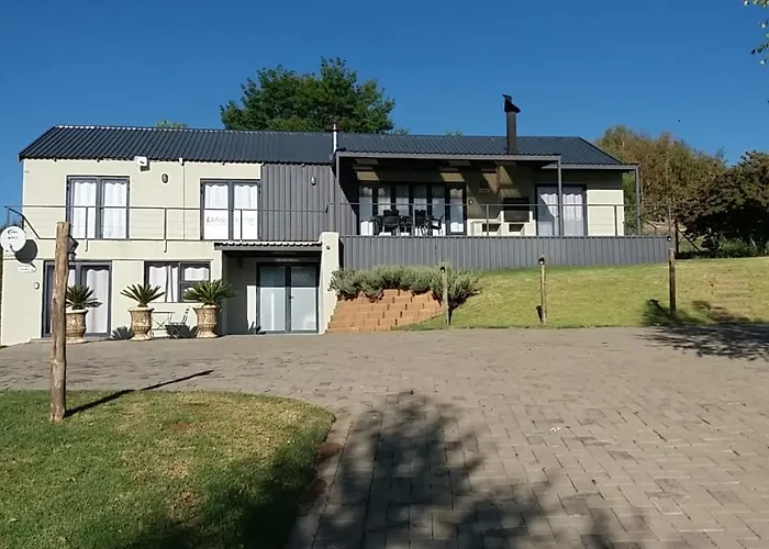 Lola\'S Self Catering Accommodation